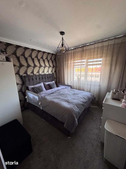 Apartament cu 2 camere decomandat în Nicolina