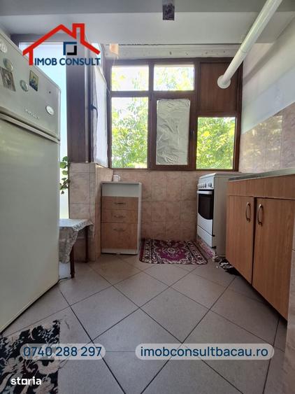 Apartament cu 2 camere decomandat în Banca Națională