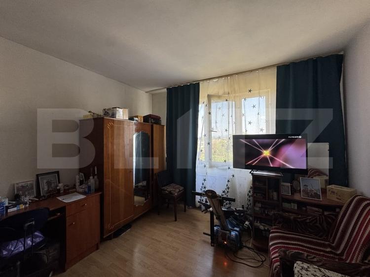 Apartament cu 2 camere, decomandat în Simeria - 1