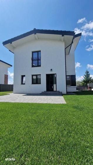 Casă cu 4 camere cu Teren 140 Mp în Miroslava