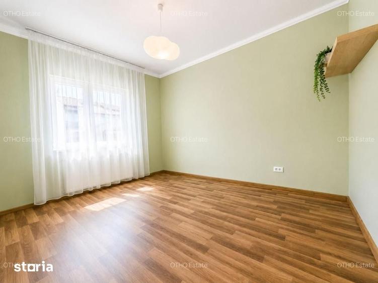 Casă cu 5 camere cu Teren 420 Mp în Central