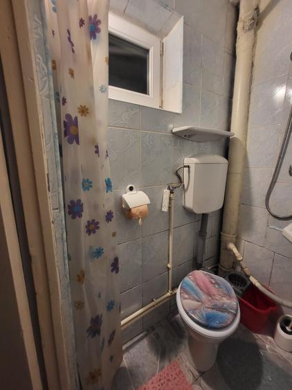 Apartament cu 2 camere semidecomandat în Podu Roș