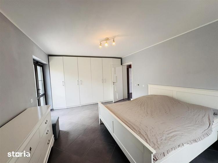 Casă cu 2 camere decomandat cu Teren 300 Mp în Tineretului