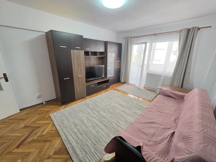 Apartament cu 2 camere decomandat în Griviței