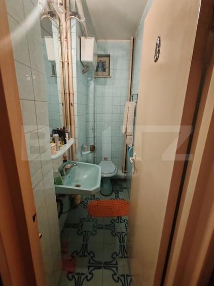 Apartament cu 4 camere decomandat, mobilat în Tudor