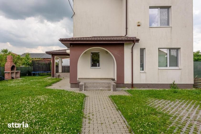 Vila Spa?ioasa de Inchiriat in Crevedia Ideala pentru Familie - 11