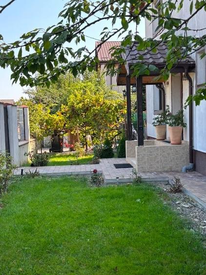 Casă individuală cu 5 camere cu Canalizare în Clinceni
