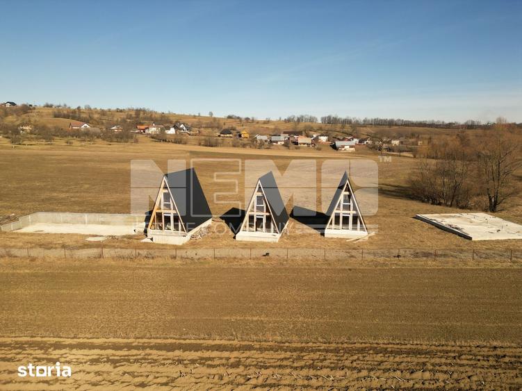 Teren de 1000 mp, în Cacica