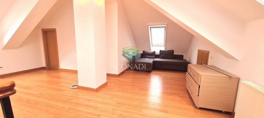 Duplex cu 5 camere cu Canalizare în Iancu Nicolae