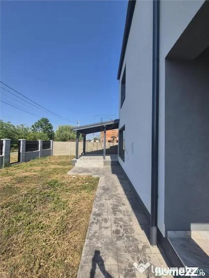 Casă cu 3 camere cu Teren 350 Mp în Moșnița Nouă