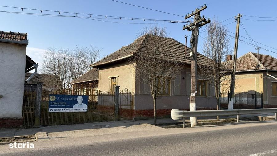 Casă cu 4 camere semidecomandat în Tiream