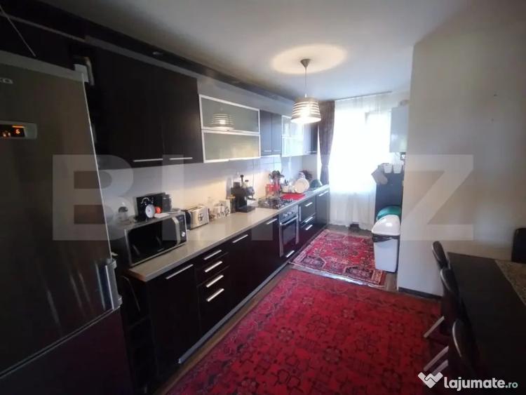 Casă cu 6 camere cu Teren 400 Mp în Unirea