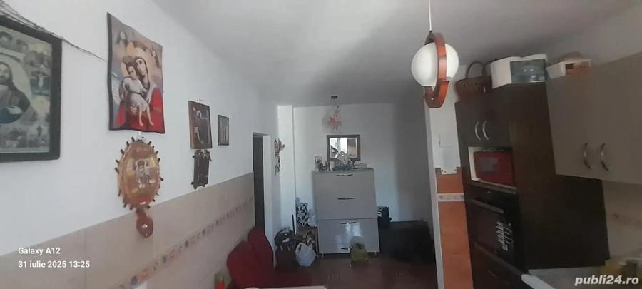 Apartament cu 3 camere decomandat în Pașcani