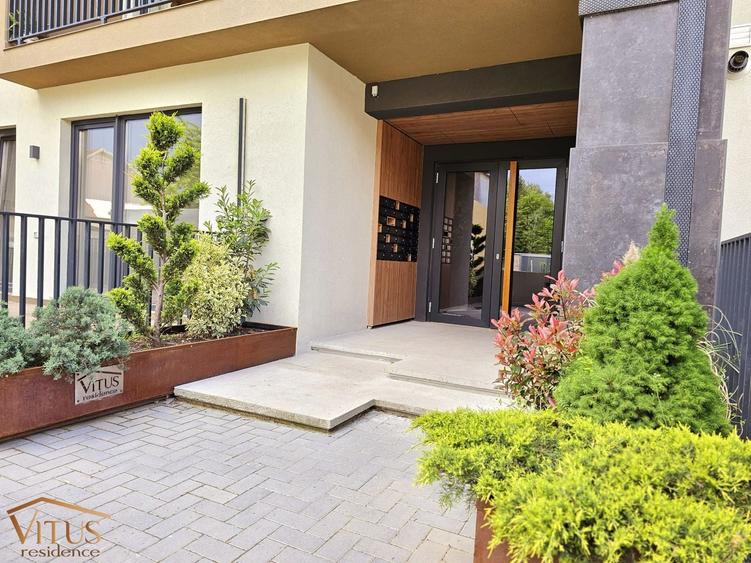 Penthouse cu 2 camere decomandat în Central