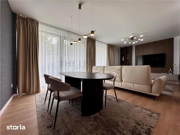 Casă cu 6 camere cu Teren 222 Mp în Central