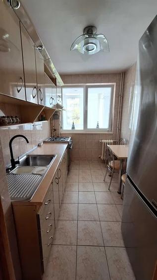 Apartament cu 2 camere decomandat, mobilat în Alexandru Obregia