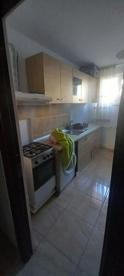 Apartament cu 2 camere semidecomandat în Calea București