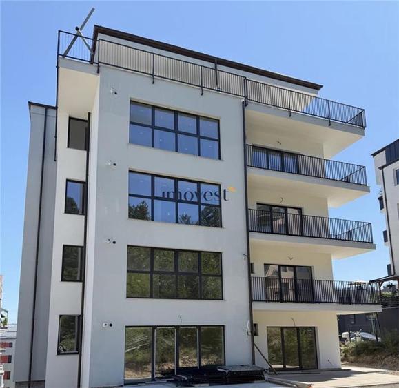 Apartament cu 2 camere decomandat în Aeroport