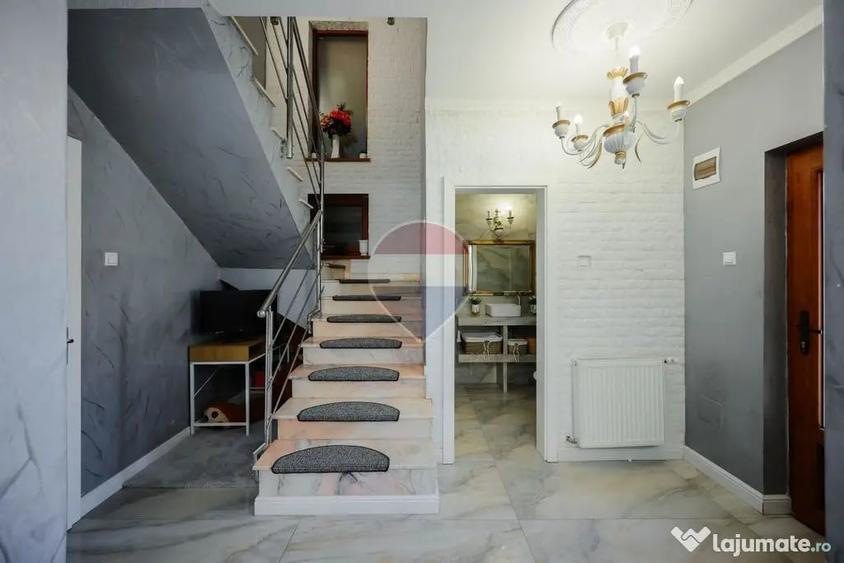 Casă cu 4 camere cu Teren 250 Mp în Paleu