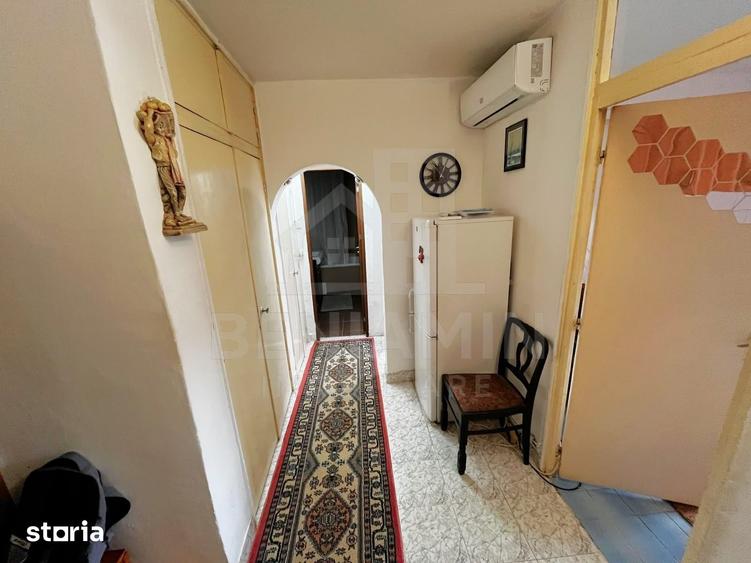 Apartament cu 2 camere decomandat în Rovine