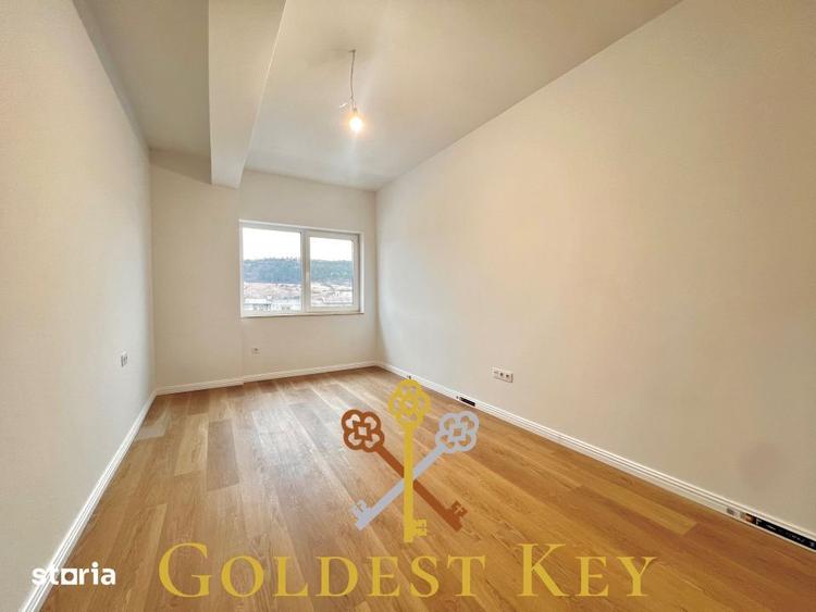 Apartament cu 3 camere decomandat în Dâmbul Rotund