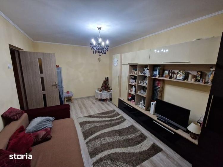 Apartament cu 2 camere decomandat în Vest