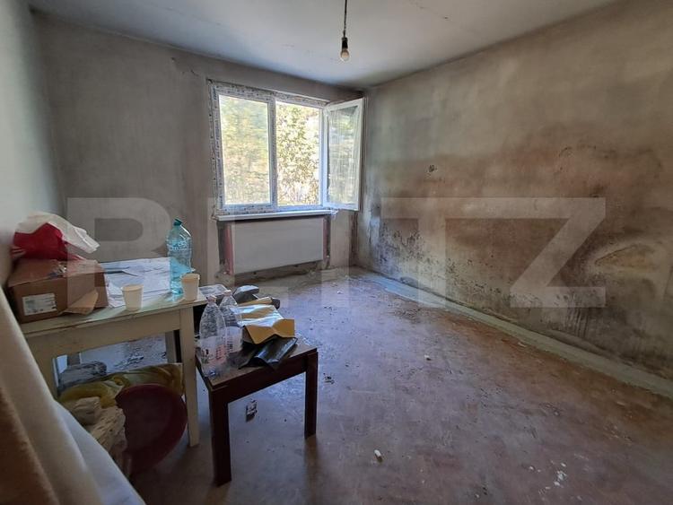 Apartament cu 2 camere decomandat în Mureșeni