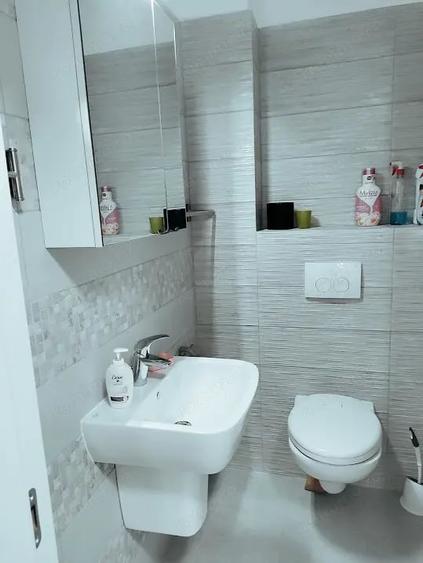 Apartament cu 2 camere semidecomandat în Nord