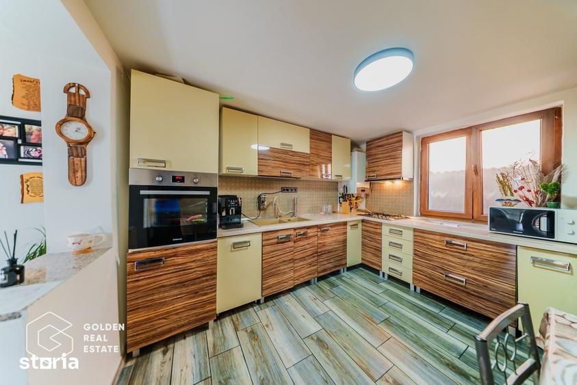 Casă cu 4 camere cu Teren 492 Mp în Central