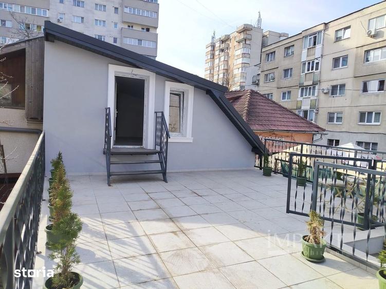 Casă cu 4 camere cu Canalizare în Între Lacuri