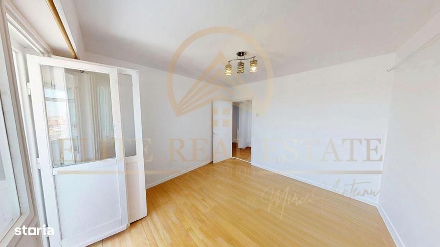 Apartament cu 3 camere decomandat în Casa de Cultură