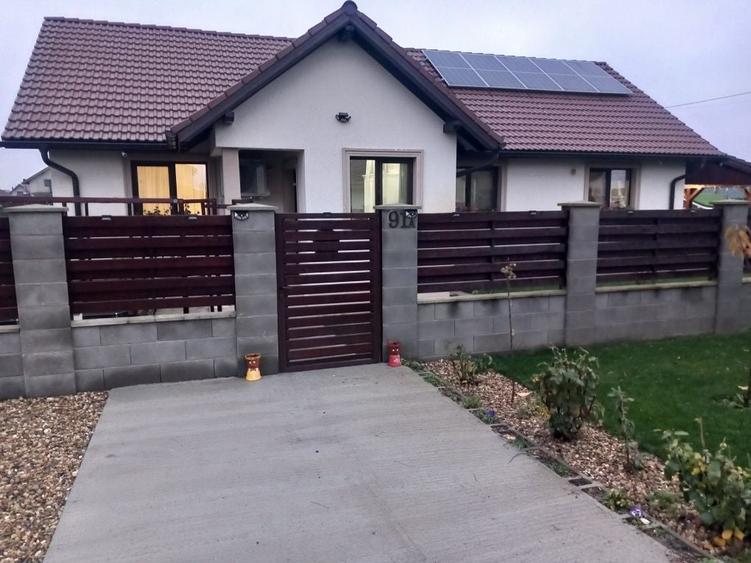 Casă cu 3 camere în Sânmihaiu German