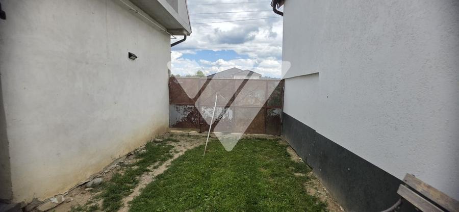 Casă individuală cu 3 camere cu Canalizare în Hosman