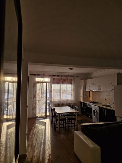 Apartament cu 2 camere decomandat în Exterior Vest