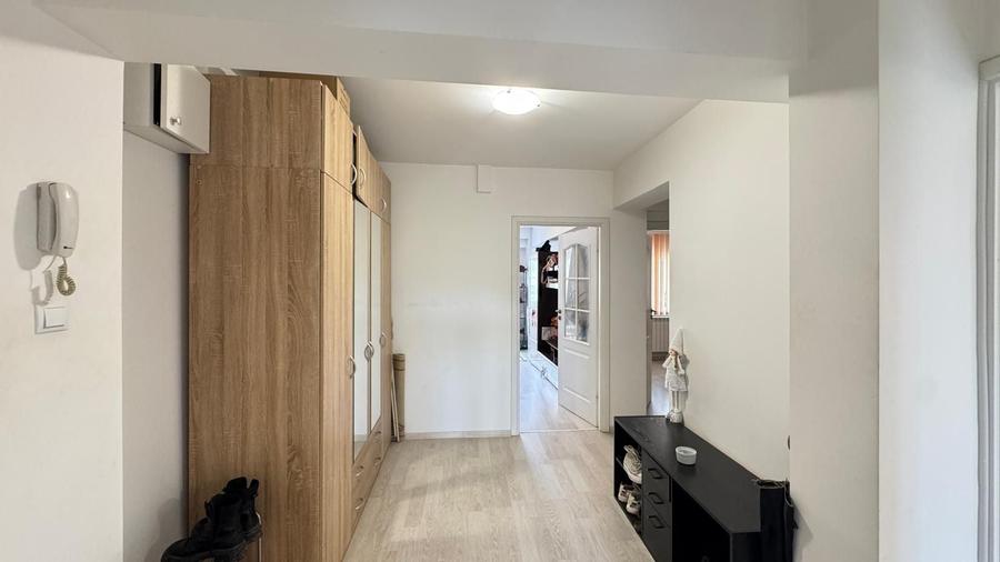 Apartament cu 3 camere decomandate | 72 mp | Piața Timotei Cipariu - 7