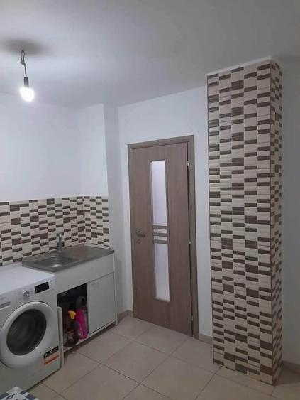 Apartament cu 3 camere decomandat în 1 Decembrie 1918