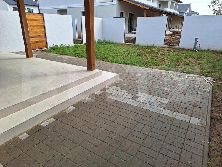 Casă individuală cu 4 camere cu Teren 250 Mp în Chișoda