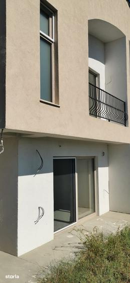 Casă cu 4 camere cu Teren 246 Mp în Tomis Nord