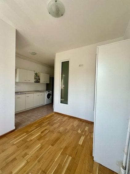 Garsonieră decomandată, mobilată în Ultracentral — fotografia 3