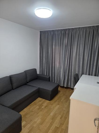 Apartament cu 3 camere decomandat în Dorobanți