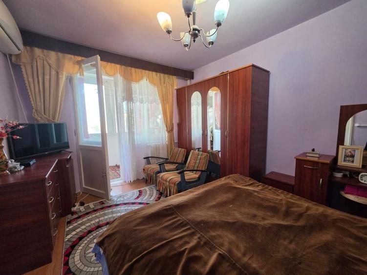 Apartament cu 2 camere semidecomandat în Rogerius