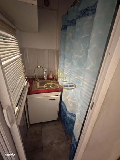 Apartament cu 2 camere decomandat în Letea Veche