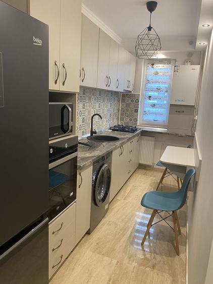 Apartament cu 2 camere decomandat în Florești