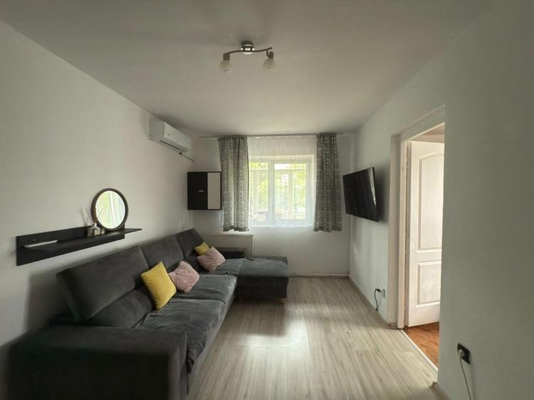 Apartament cu 2 camere semidecomandat în Central