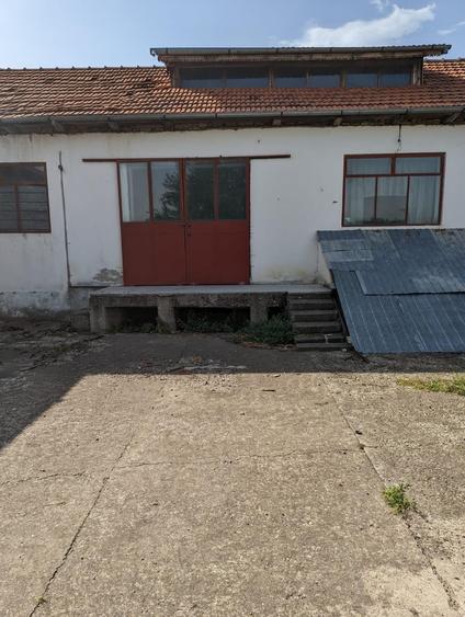 Spațiu comercial, de 480 mp, în Central