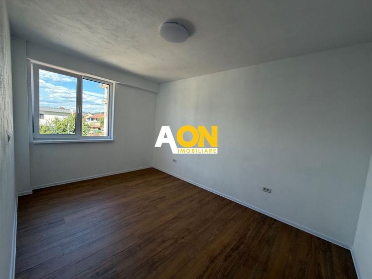 Apartament cu 3 camere decomandat în Ampoi 3