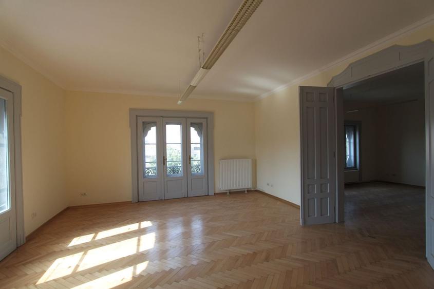 Birou, de 180 mp, în Ultracentral