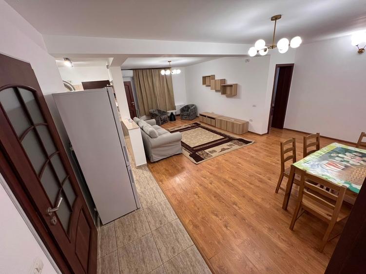 Apartament in vila, etaj 1, 4 camere cu 120 mp, 3 bai - 1