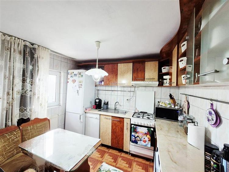 Casa de vanzare in Goruni-Tomesti - 4