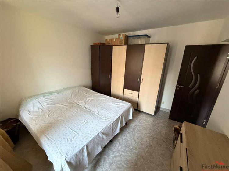 Apartament cu 3 camere decomandat în Sud